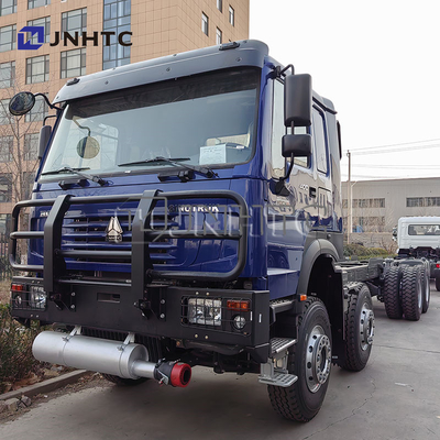 Guter Preis HOWO Allradfahrt 8x8 Lastwagen Fahrgestelle Spezial andere Lastwagen zum Verkauf abseits der Straße extreme große Leistung