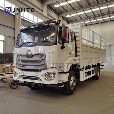 Sinotruk Howo Nx Zaun 8 Tonnen Lastwagen mit vollen Frachtanhänger