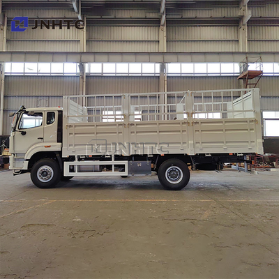 Sinotruk Howo Nx Zaun 8 Tonnen Lastwagen mit vollen Frachtanhänger
