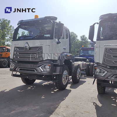 SINO Howo NX 8x4 Schwerlastwagen mit 12 Rädern