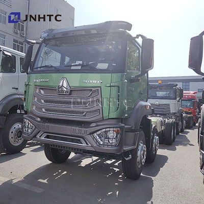 SINO Howo NX 8x4 Schwerlastwagen mit 12 Rädern