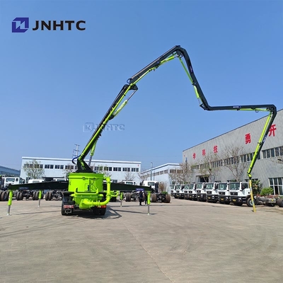 Sinotruk Schwerer 47m 6X4 Montierter Betonpumpenwagen mit Hydraulikscheibenmischer
