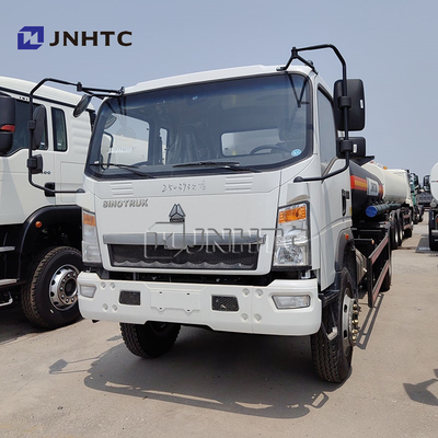 HOWO 4000 Liter 5000 Liter Tankwagen mit 5 Tonnen Treibstoff
