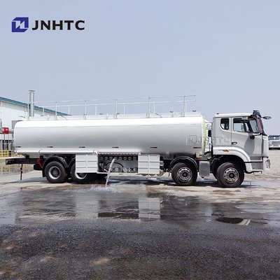 Howo NX Wasser Trnasporting Truck 8X4 380HP 12 Räder aus China Wasser Tank Truck