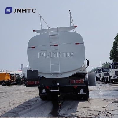 Howo NX Wasser Trnasporting Truck 8X4 380HP 12 Räder aus China Wasser Tank Truck
