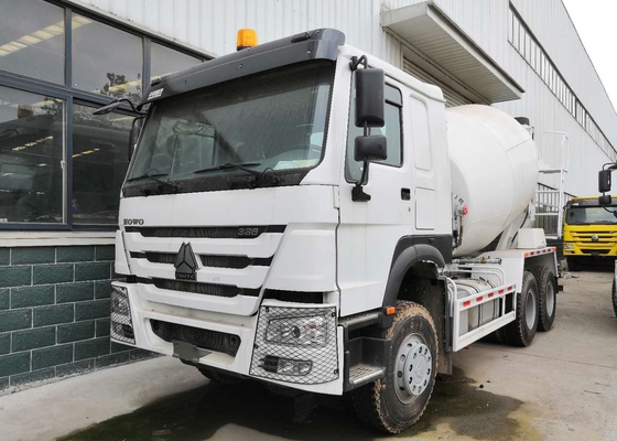 Weißer LKW des Mischer-10CBM, RHD 10 dreht Mischer-Pumpen-LKW