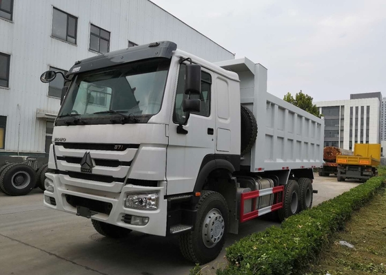 Weißer Hochleistungskipplaster Sinotruk howo7 6x4