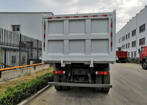 Weißer Hochleistungskipplaster Sinotruk howo7 6x4