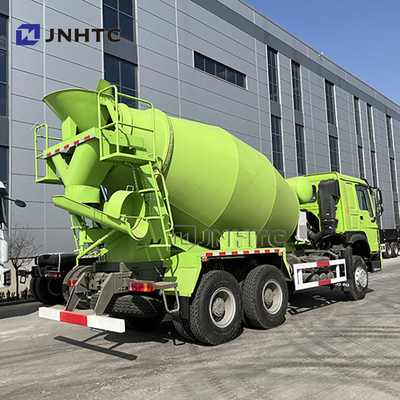 SINOTRUK HOWO 6X4 8CBM Meter Dieselmotor Hydraulische Betonmischer