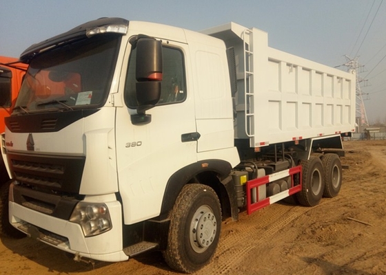 Weiße Hochleistungsräder A7 Sinotruk Howo Kipplaster-zehn 6 x 4 18M3 40 T