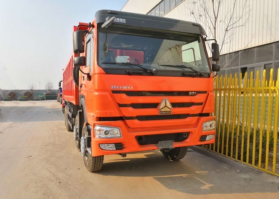 Hochleistungskipplaster 8x4 HOWO7 Sinotruk, 12 Räder 25M3 50 Tonnen-Kipplaster