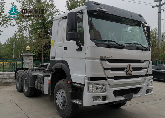 Primärantrieb-Traktor-LKW 371 und 420hp SINOTRUK Howo 6x4 für Ihre Anträge