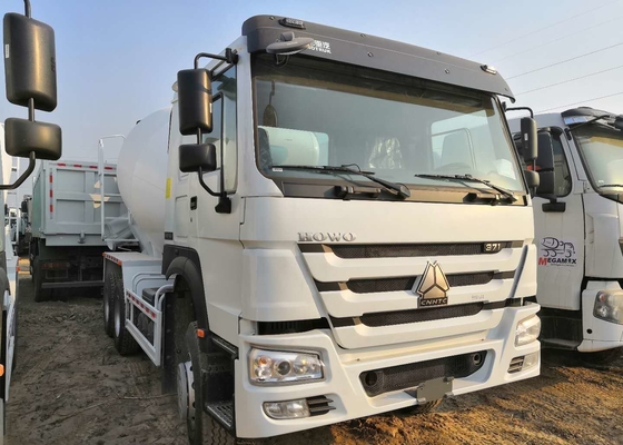 HOWO-Mischer-LKW-Selbstladen-Betonmischer-Lastwagen-Art 6 Antrieb 4