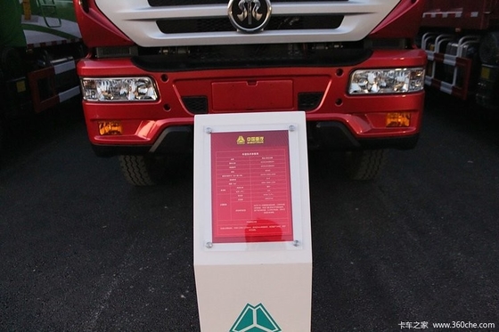 Sand-Kippwagen Special SINOTRUK SWZ 8x4 Vorderachsen in den rote der Farbehf12 für 55 Tonne