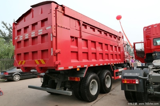 Sand-Kippwagen Special SINOTRUK SWZ 8x4 Vorderachsen in den rote der Farbehf12 für 55 Tonne