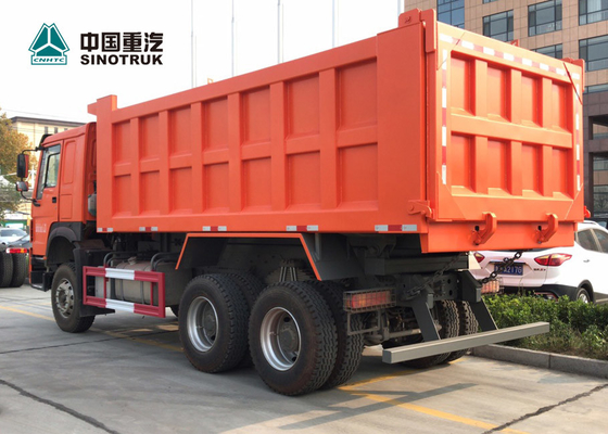 schlauchloser Kipplaster Sinotruk Howo 6x4 Reifen 20CBM 13R22.5 für Ghana in der Orange