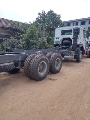 Fracht-Nutzfahrzeug-LKW-Fahrgestelle LHD 6X4 371HP SINOTRUK HOWO Dropside