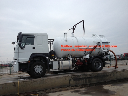 Abwasser-Saug-LKW 10000L-15000L 4X2 6 SINOTRUK HOWO dreht flüssiger Abfall-LKWs
