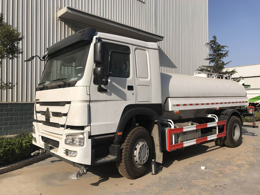 20000L-30000L 336hp LHD Sinotruk Howo7 6x4 10 dreht Wassertanker-Lastwagen