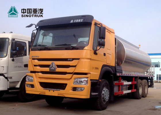 Der Bitumen-Berieselungsanlage 10 Sinotruk Howo 290hp 4x2 Asphalt-Tankwagen CBMs flüssiger