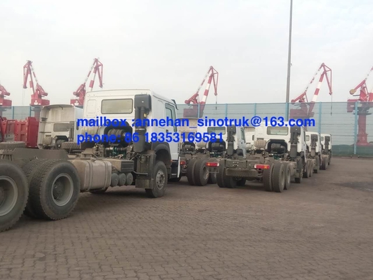Sinotruk 6x4 10 dreht Kabine des Traktor-LKW-371hp HW79 mit 2 Lagerschwellen und Klimaanlage