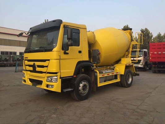CCC führte Selbst Kraftstoffeinsparung Sinotruk Jowo 4x2, der 6 CBM Mini Concrete Mixer Truck lädt