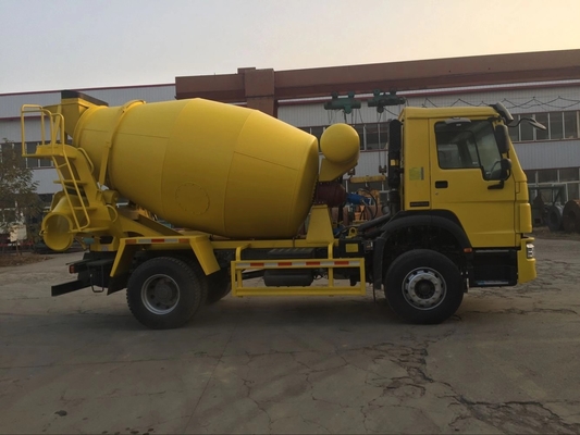 CCC führte Selbst Kraftstoffeinsparung Sinotruk Jowo 4x2, der 6 CBM Mini Concrete Mixer Truck lädt