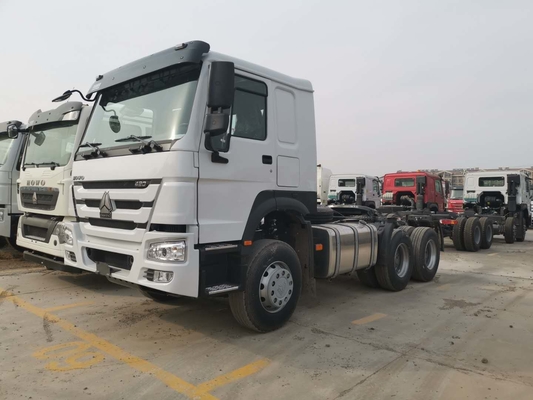 Traktor-LKW Euro2 Sinotruck Howo7 6x4 10wheels 371hp 420hp LHD