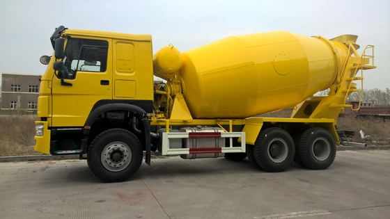 6x4 Mischer-LKW Sinotruk Howo 12 Kubikmeter Sinotruk Howo bewegliche gelbe Farbe