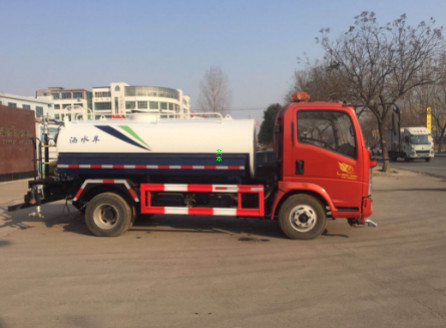 Wasser-Spray-LKW Sinotruk Howo 4x2 6x4 10000L