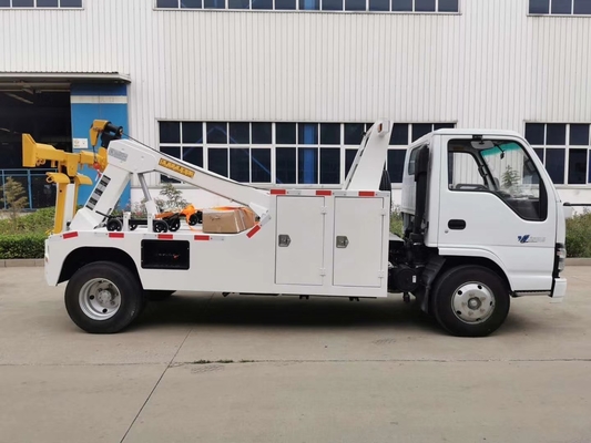 ISUZU 5 Tonnen helle Wrecker-Tow Truck For City Road-Rettungs-mit manuelles Getriebe-hoher Operations-Leistungsfähigkeit