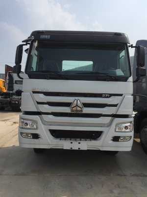 Weißer Reihen-Primärantrieb-LKW internationales Zz4257s3241 400L Sinotruk Howo
