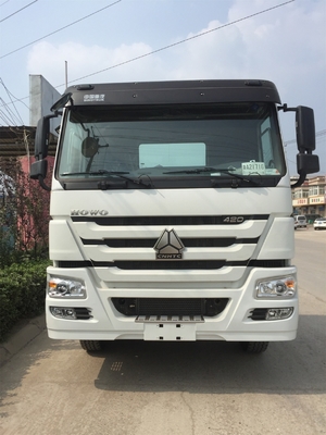 Weißer Reihen-Primärantrieb-LKW internationales Zz4257s3241 400L Sinotruk Howo