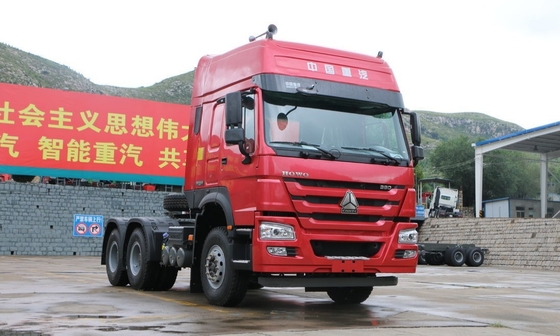 Roter Primärantrieb-LKW 10 Wheeler Tractor Truck Sinotruk Howo 6x4 halb