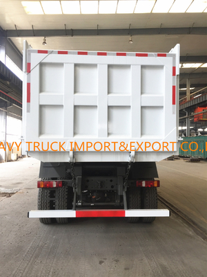 Hochleistungskipplaster SINOTRUK HOWO A7 mit dem 5 Yard-Eimer