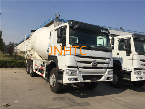 Mercedes Concrete Mixer Truck With-Gaspedal der Kabinen-HW76