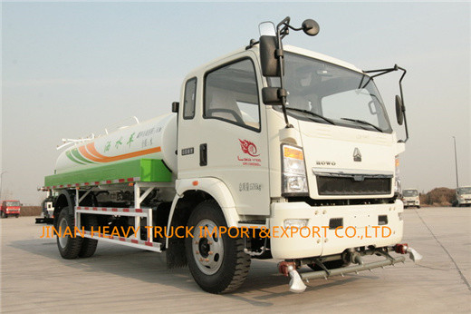 SINOTRUK-Feuergebührenwerbung tauscht 80000 90000 10000 Liter wässern Tankwagen