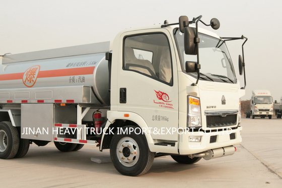 Öl-Tankwagen Sinotruk Howo 4x2 RHD LHD 5000 Liter 5m3 3 Tonnen