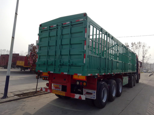 Zaun-Semi Trailer Livestock-Fördermaschinen-LKW mit 3 Achsen