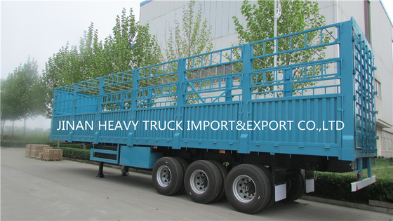 Zaun-Semi Trailer Livestock-Fördermaschinen-LKW mit 3 Achsen
