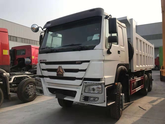 SINOTRUK Howo 6x4 3 Axle Dump Truck 30 Tonnen Hochleistungskipplaster Tipper Truck ladend