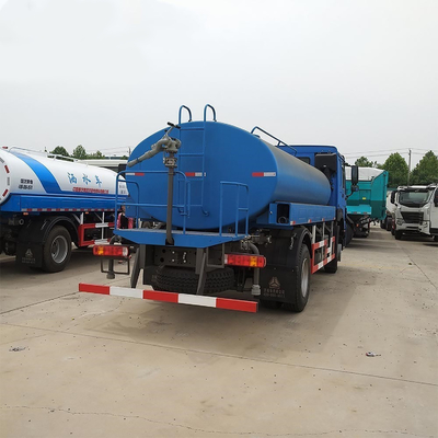 HOWO Euro2 4 4x2 6 Räder 12000 Liter 12 Kubikmeter Wasserbehälter Sprinklerfahrzeug