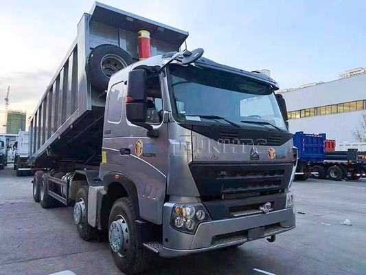 Räder Sinotruk HOWO A7 Tipper Dump Truck 8x4 12 40 Tonne