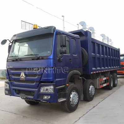 Selbst SINOTRUK HOWO 12 Wheeler Heavy Duty Dump Truck, der 8x4 3cbm 371hp lädt
