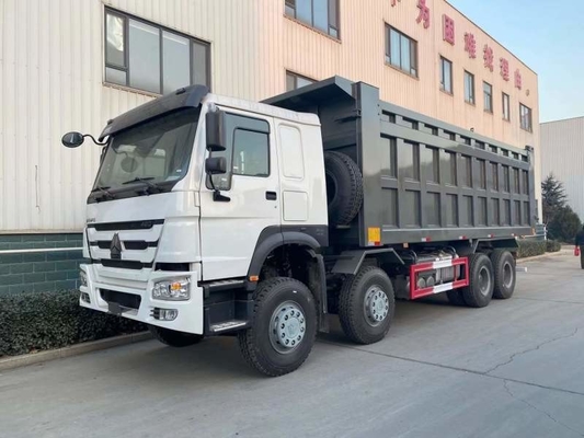 Formdump-Kasten-LKW SINOTRUK HOWO 8X4 U in Ghana Tansania Sambia Simbabwe