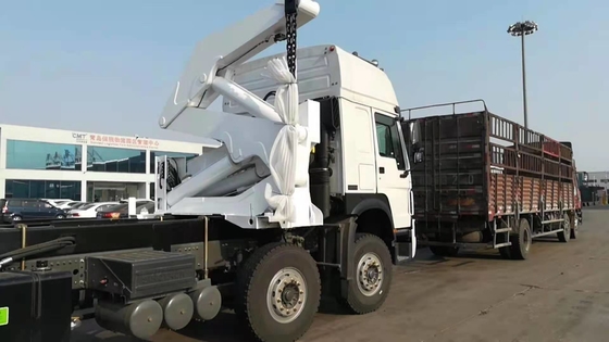 Angebrachter Crane With Xcmg 37t Seitenaufzug Crane Mqh 37a Sinotruk Howo 8x4 LKW