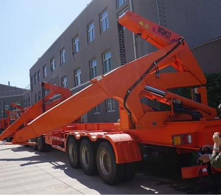 Angebrachter Crane With Xcmg 37t Seitenaufzug Crane Mqh 37a Sinotruk Howo 8x4 LKW