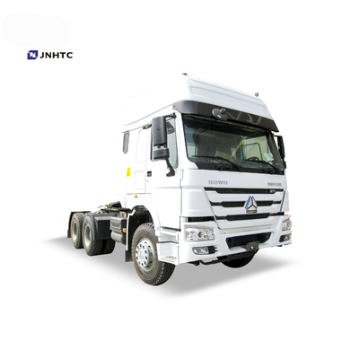 Sinotruk HOWO Sattelzug-LKWs des Traktor-Kopf-6x4 RHD in Tansania