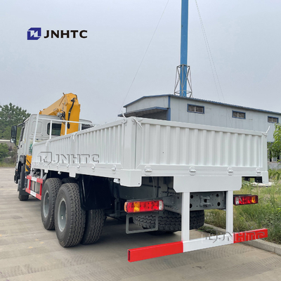 Teleskopischer LKW Sinotruk Howo 6x4 10 brachte Crane Straight Arm Cargo Truck-Kran an