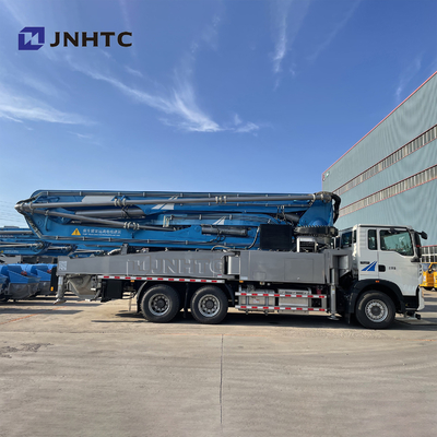 LKW brachte HOWO 38M Concrete Pump Truck mit Achse drei an